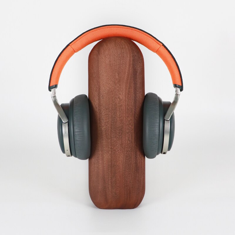 wood-headphone-stand