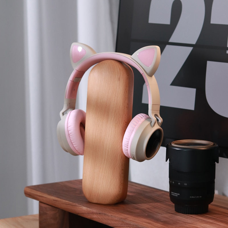 wood-headphone-stand